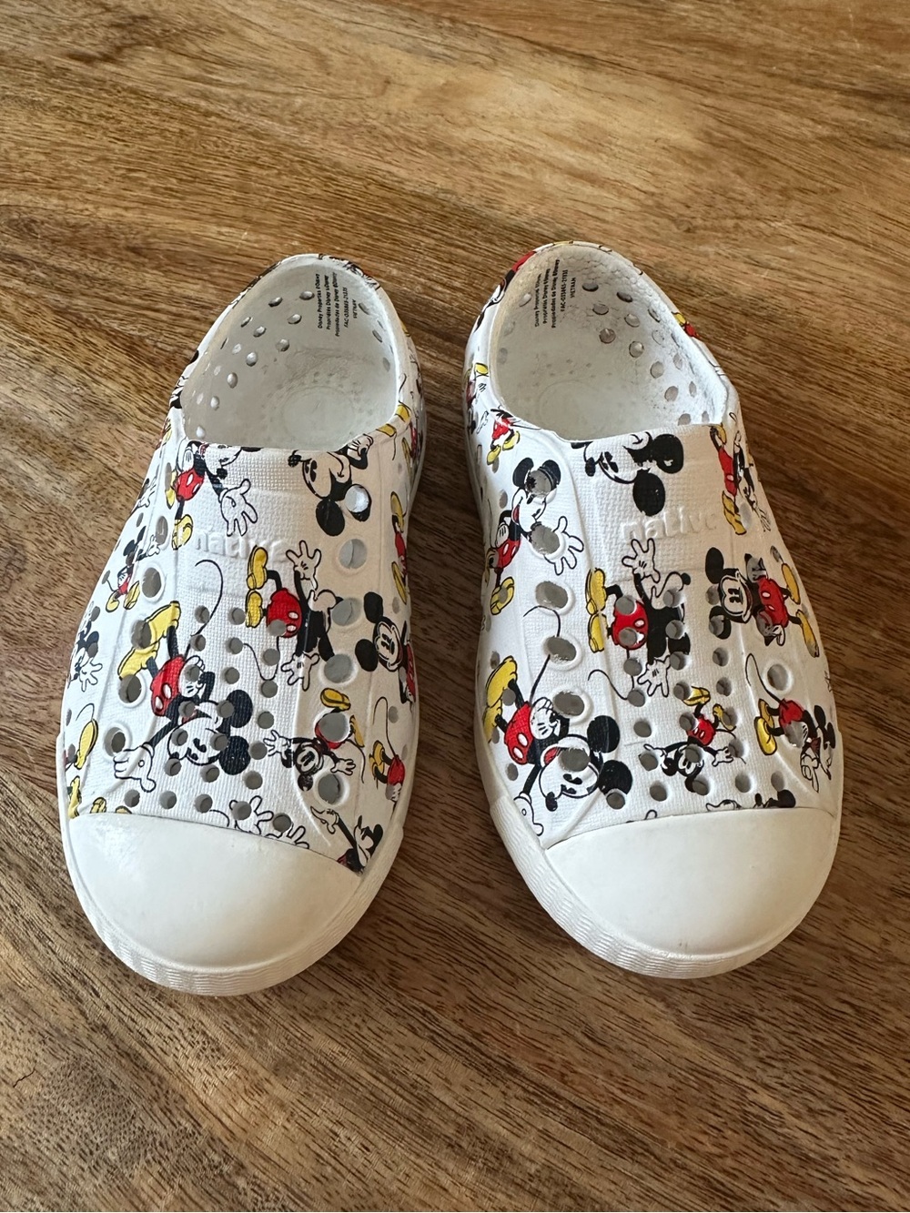 Disney Native Shoes for Kids - Mickey Mouse - White